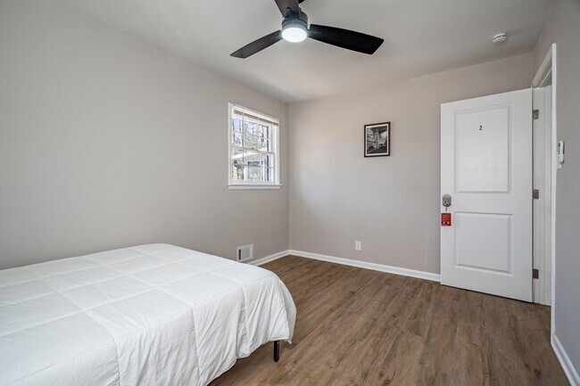 Foto del edificio - Charming Home in a Prime Atlanta Location