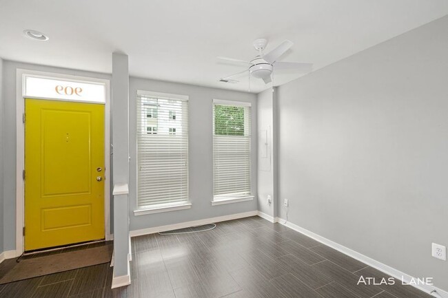 Foto del edificio - 909 5th St SE