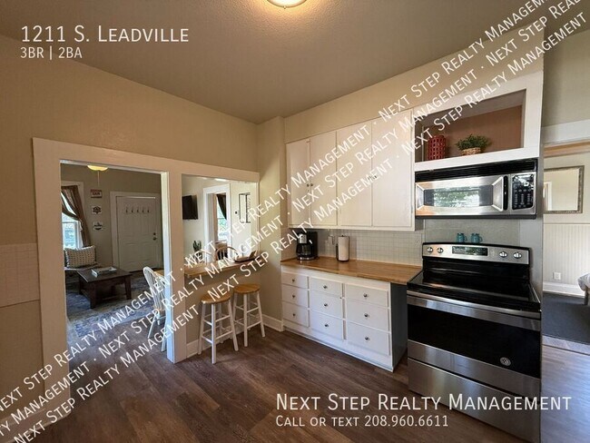 Building Photo - 1211 S. Leadville-