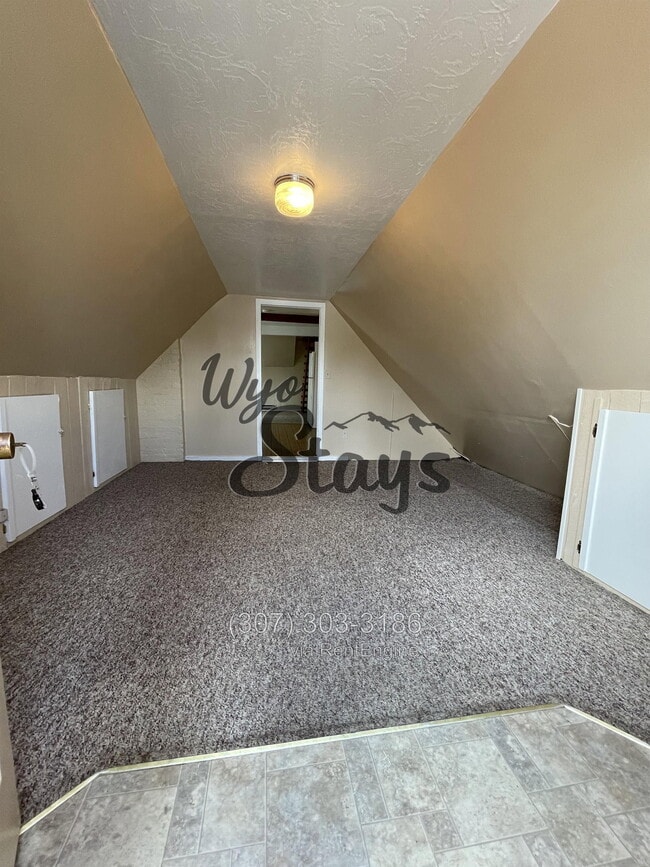 Building Photo - 409 S Brooks St