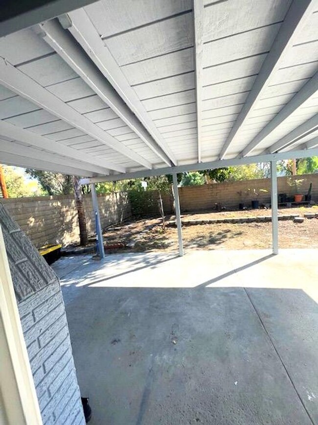 Foto del edificio - 3 Bed, 2 bath home in Anaheim