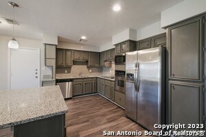 Foto del edificio - 3206 Quakertown Dr