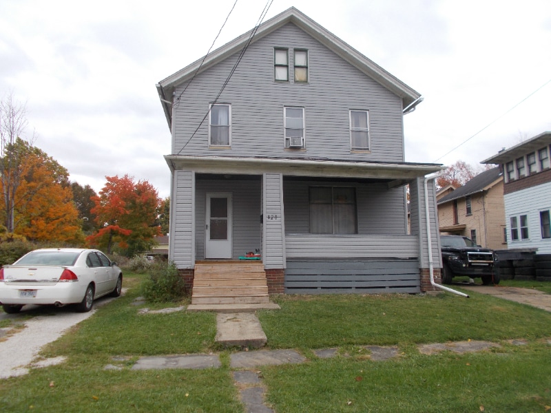 8 Prospect Ave NW, Warren, OH 44483 House Rental in Warren, OH