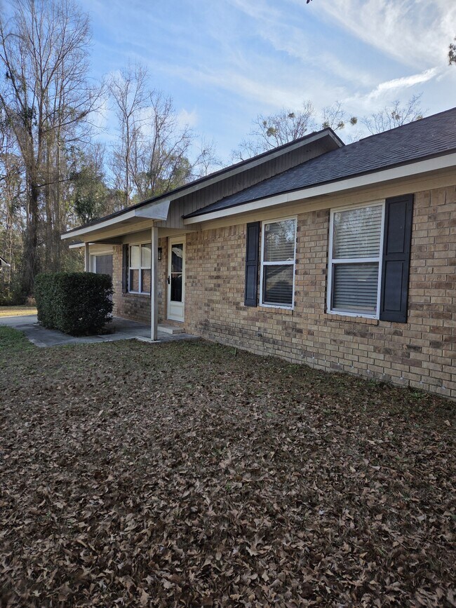 Foto del edificio - 182 Sequoia Cir