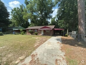 Building Photo - 4720 Wellborn Dr