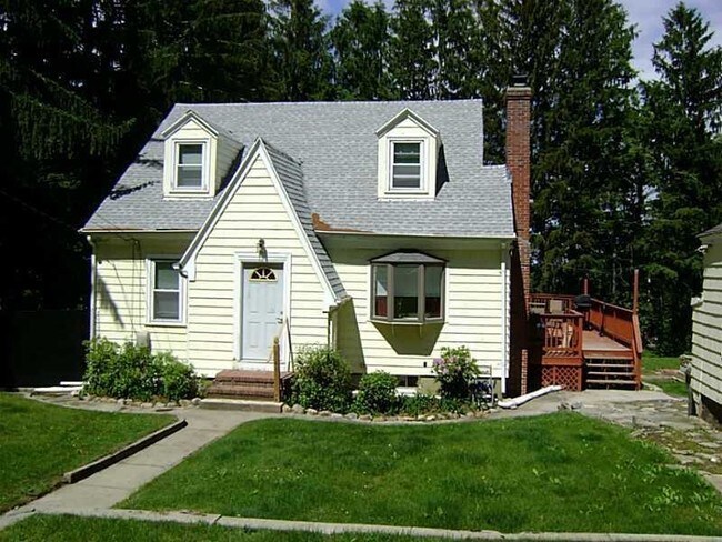 Foto del edificio - 109 Bishop Hill Rd