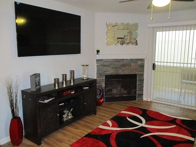 Fotografía del edificio - 3054 Tarpon Dr