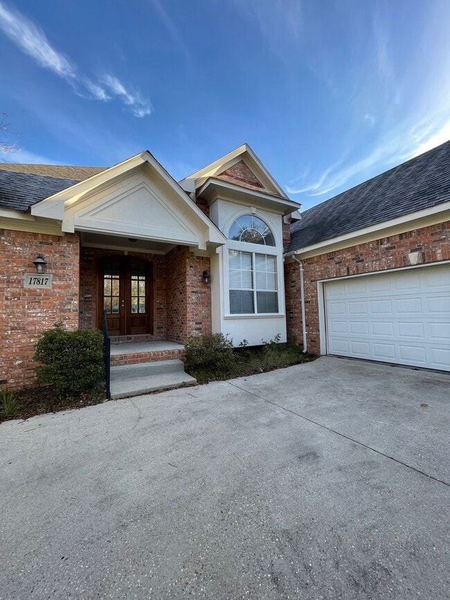 Building Photo - 17817 Suma Hill Rd