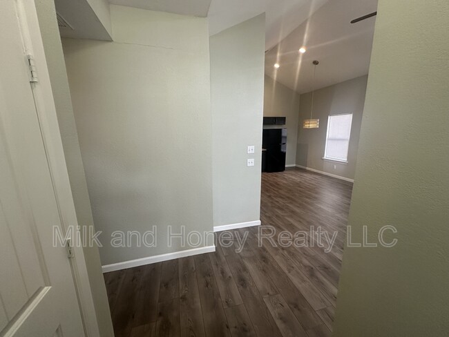 Building Photo - 1218 NW 22nd St