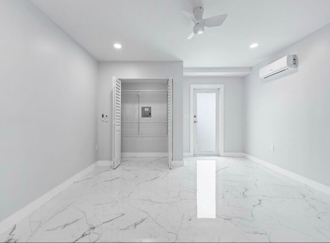 Foto del edificio - 16135 SW 86th Terrace
