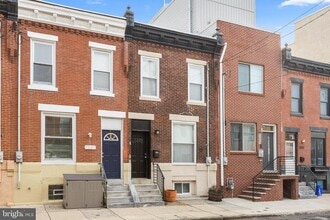 Building Photo - 1229 S 24th St