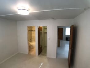 Building Photo - 703 W Northern Ave