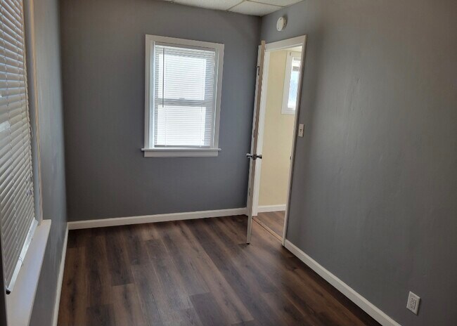 Foto del edificio - 707 Davis St