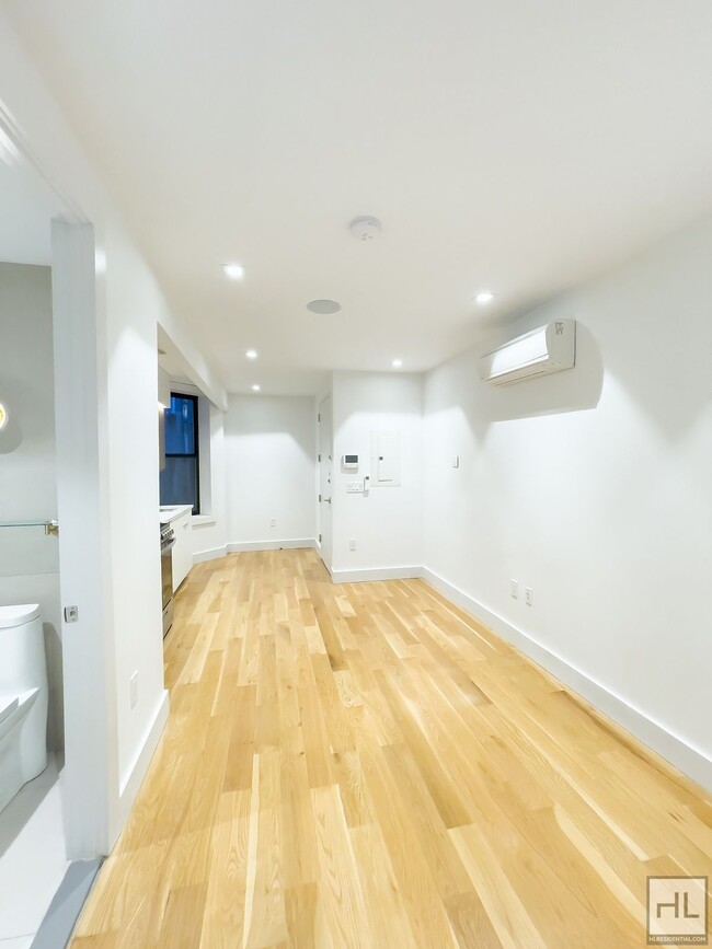 Building Photo - EAST 96 STREET / Renovated 1-Bed 1-Bath / ...