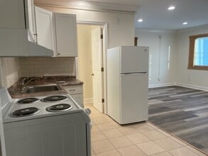 Building Photo - 400 S Ashland Ave