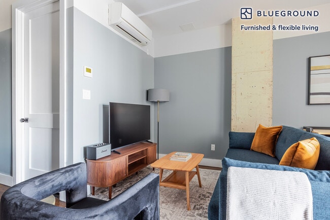 Building Photo - 187 Kent Ave