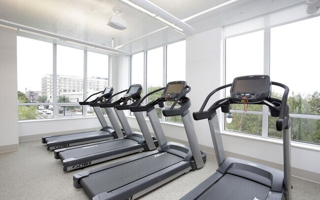 Foto del edificio - 769 N Hudson Ave