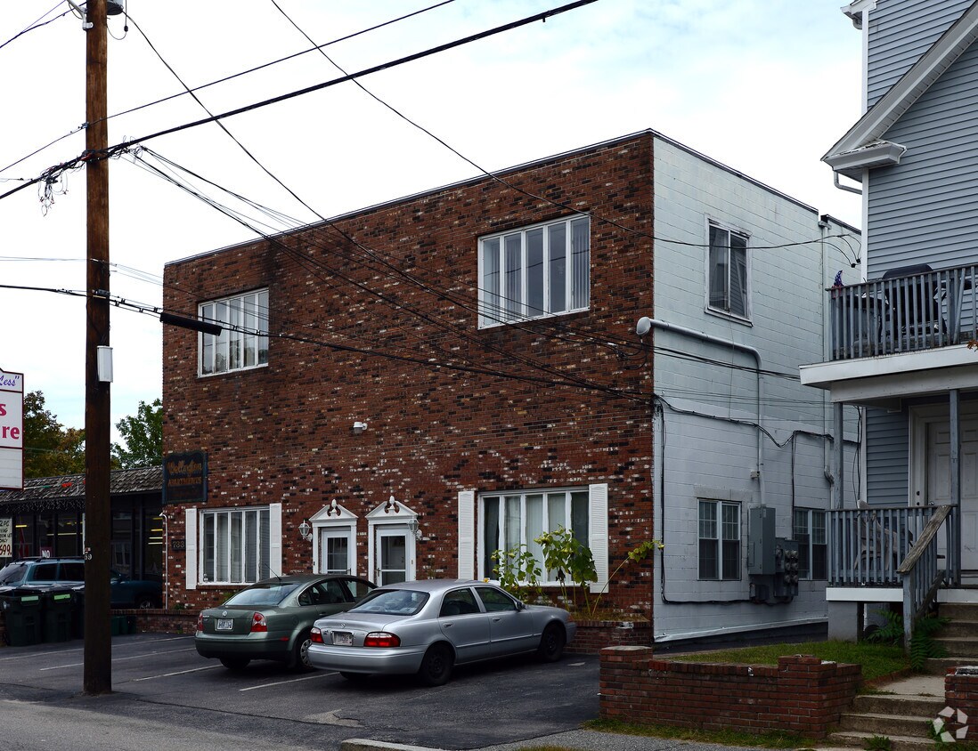 Building Photo - Wellington Apartments