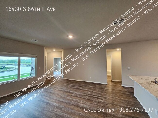 Building Photo - 16430 S 86th E Ave