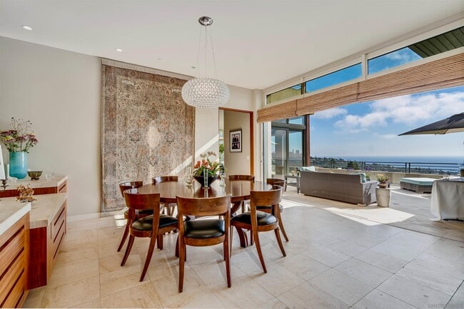 Building Photo - 6848 Country Club Dr