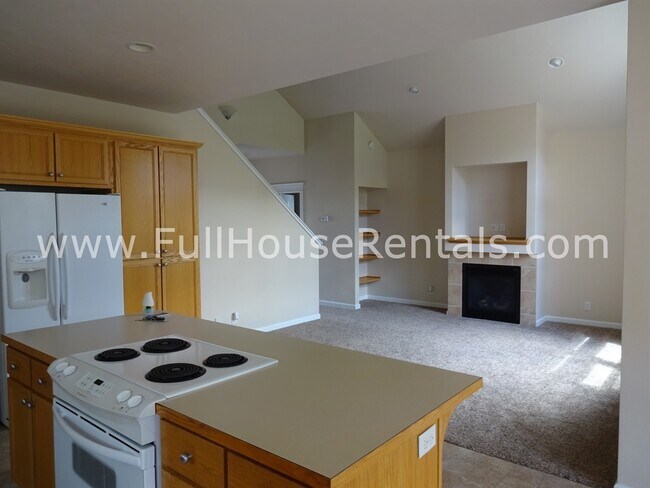 Building Photo - Great 3 bed home in a Charming west Eugene...