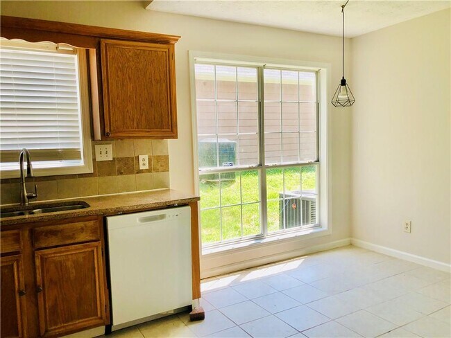 Foto del edificio - 965 Avalon Dr