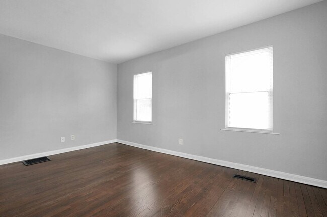 Foto del edificio - 2229 Middlehurst Dr