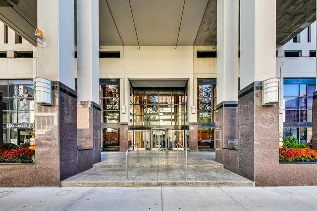 Foto del edificio - 1122 N Clark St