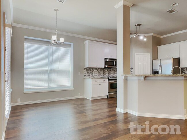 Foto del edificio - 2748 Cedar Ridge Ln