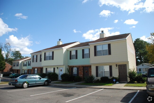 Building Photo - 2609 Elliott Ave