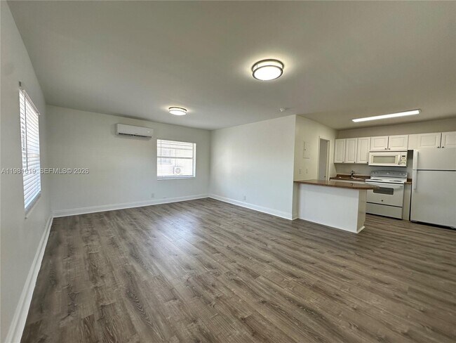 Foto del edificio - 1411 N Dixie Hwy