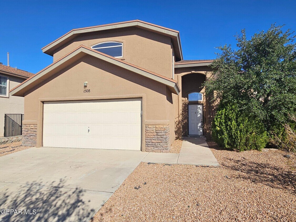 Foto principal - 1508 John MacGuire Pl