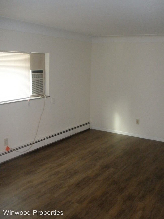 Building Photo - 1 br, 1 bath Apartment - 4843 Broadview