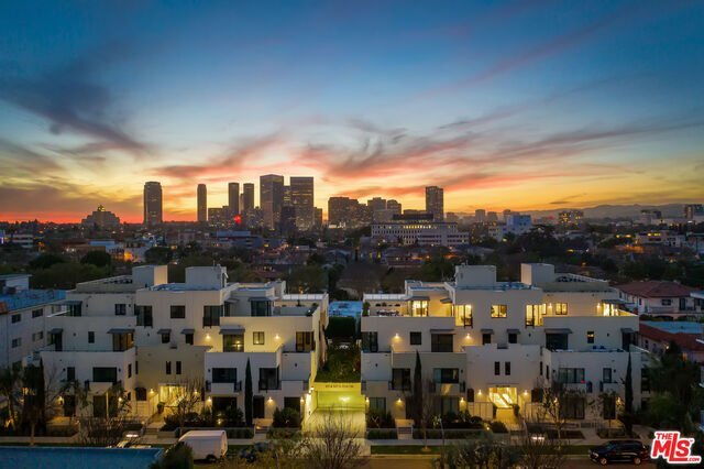 Building Photo - 327 South Elm Drive Apt #303, Beverly Hill...