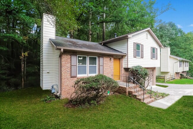 Foto del edificio - 4635 Hamlet Walk SE