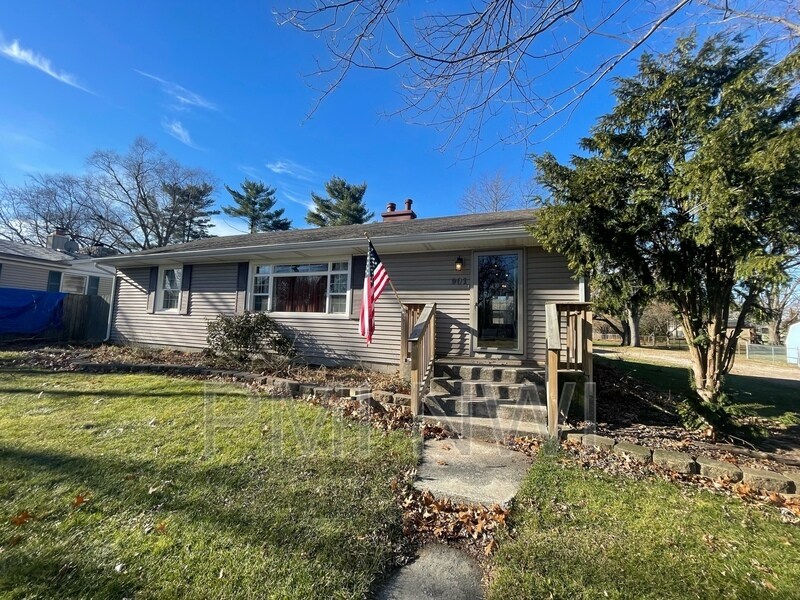 901 Hayes St, Crown Point, IN 46307 House Rental in Crown Point, IN