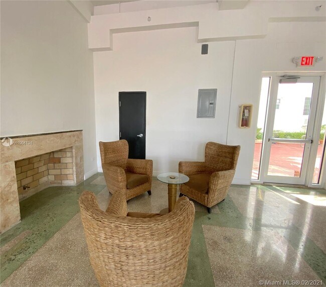 Building Photo - 3025 Indian Creek Dr