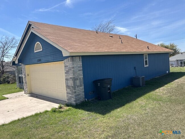 Foto del edificio - 2305 Purser Dr