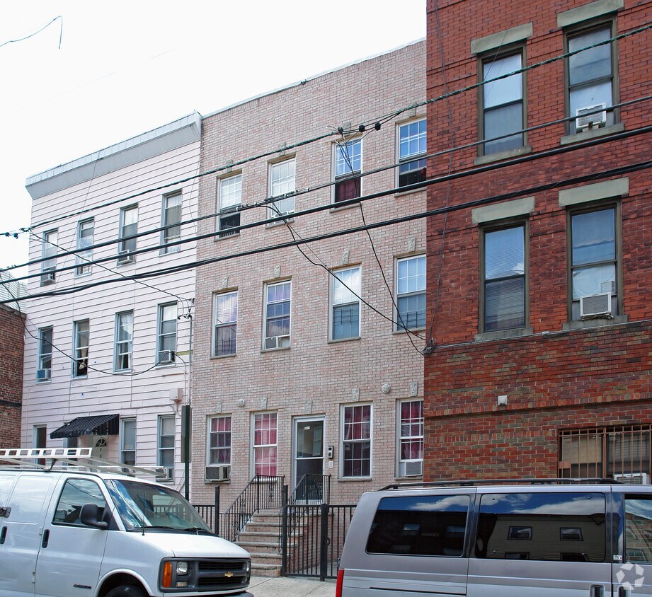 Foto del edificio - 2517 Central Ave