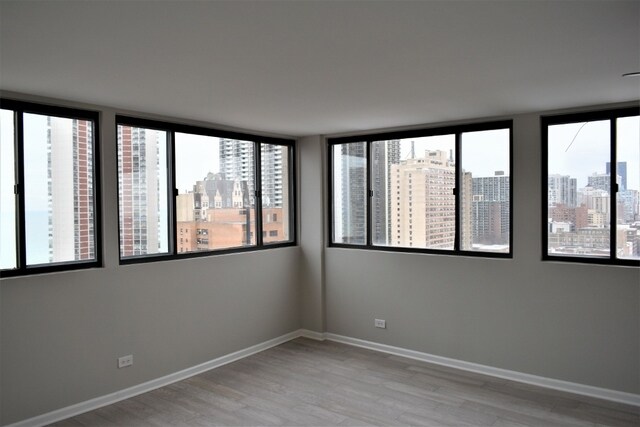 Foto principal - 6150 N Kenmore Ave