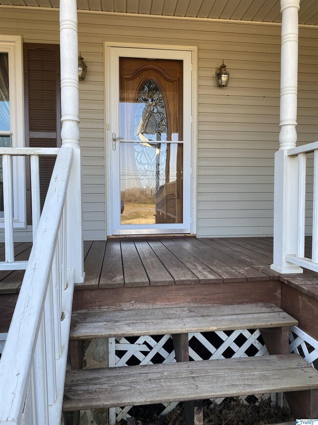 Building Photo - 28368 Capshaw Rd
