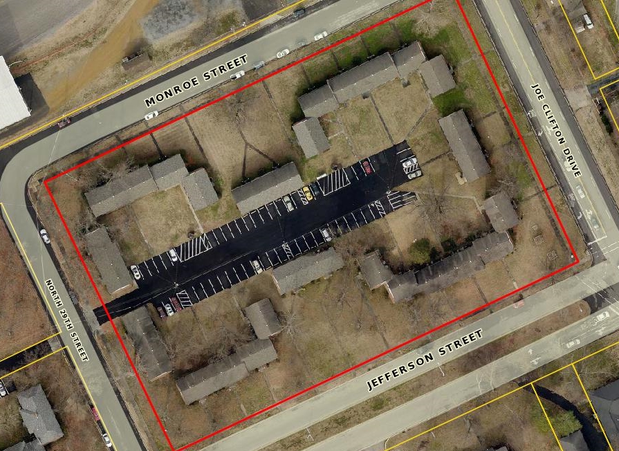 Primary Photo - Black Oak Apartments