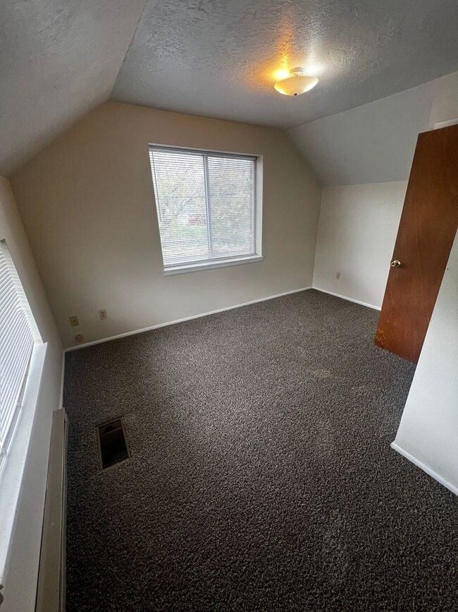 Foto del edificio - 739 S Arthur Ave