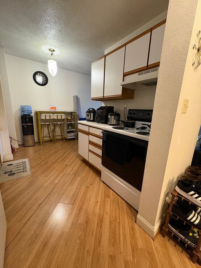 Foto del edificio - 1518 1st St E