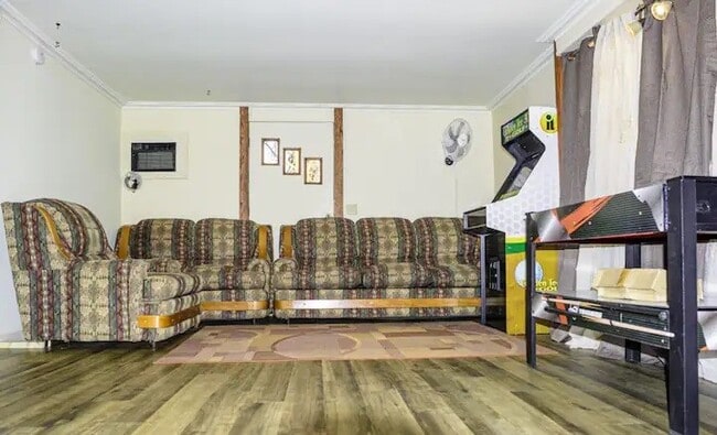 Foto del edificio - 13990 Hwy 102