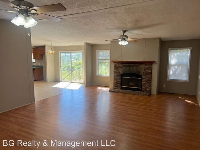 Building Photo - 4 br, 2 bath House - 7628 Tarpon Rd