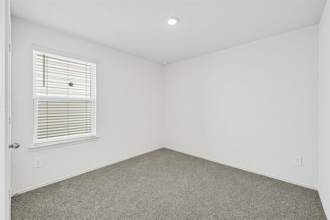 Foto del edificio - 3715 Axyl Run Ct