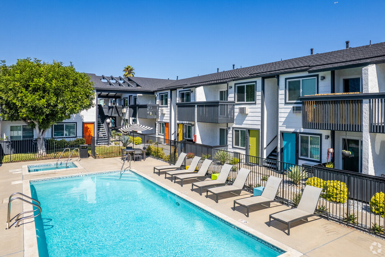 Apartments For Rent Costa Mesa