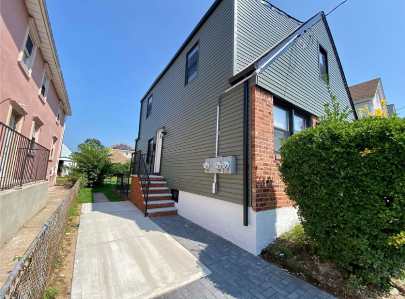 Foto principal - 160-35 121st Ave