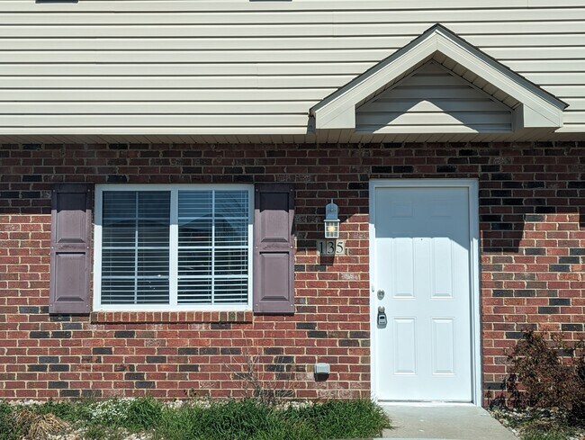 Foto del edificio - 135 Northtowne St